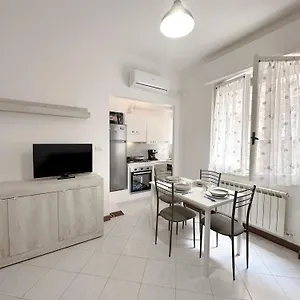 Tolly House-rapallo Centre Appartamento